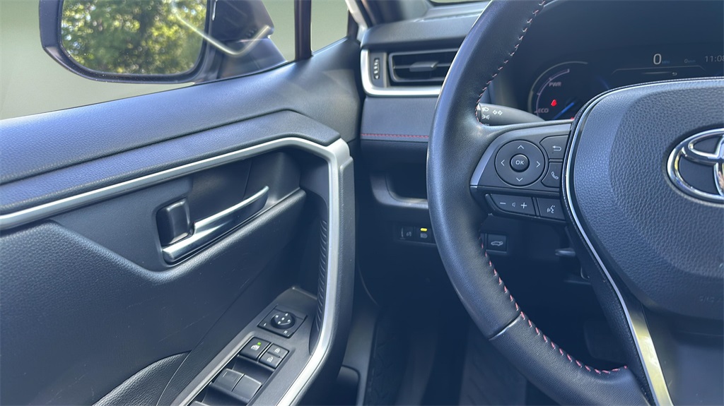 2022 Toyota RAV4 Prime SE photo 29