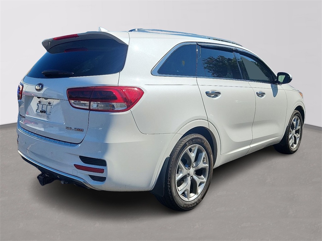 2016 Kia Sorento SX Limited photo 4