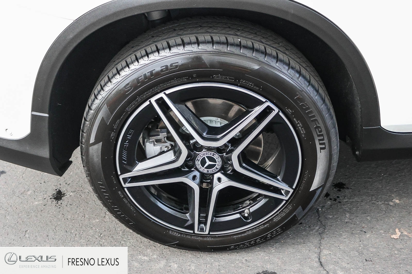 2022 Mercedes Benz GLC 300 4MATIC photo 4