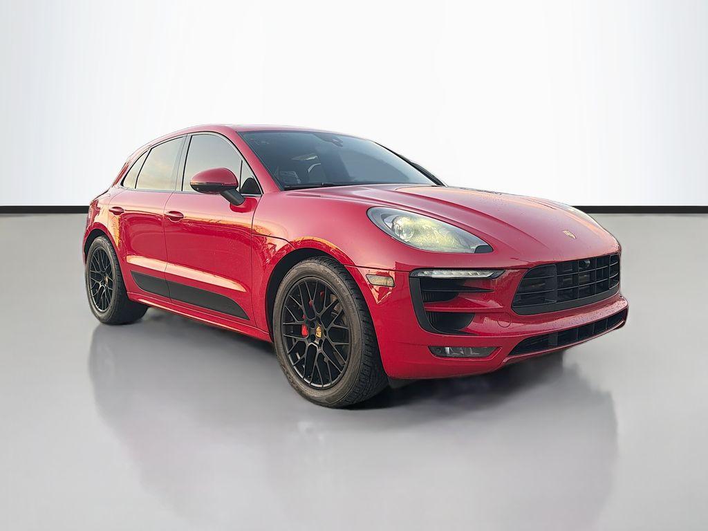2017 Porsche Macan GTS's photo
