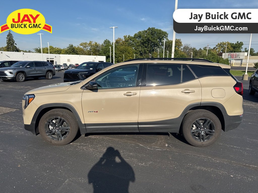 2022 Gmc Terrain AT4 photo 2