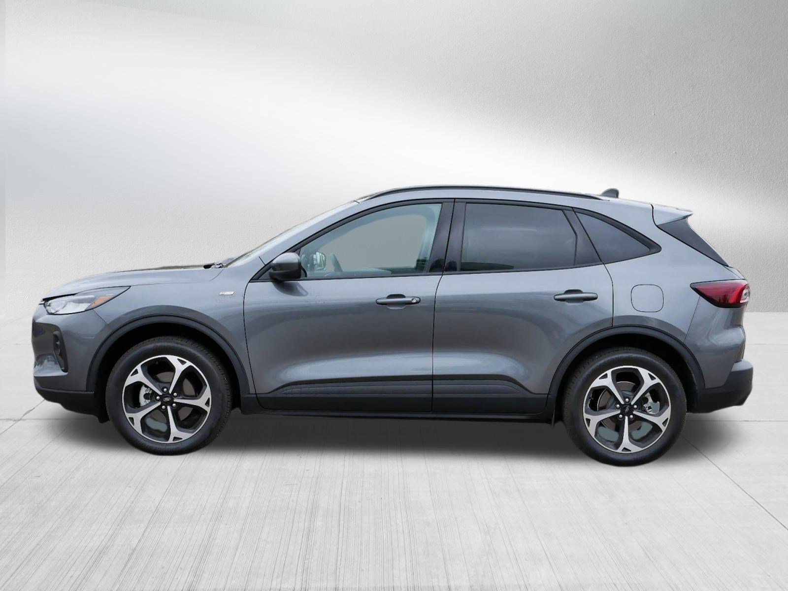 2025 Ford Escape ST-Line Select photo 2