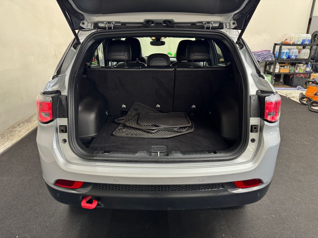 2024 Jeep Compass Trailhawk photo 4