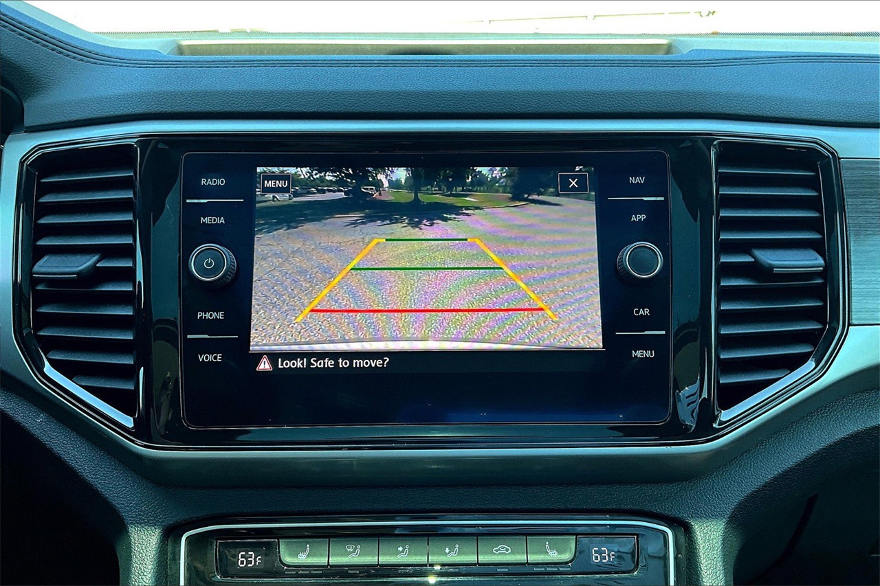2021 Volkswagen Atlas SEL photo 12