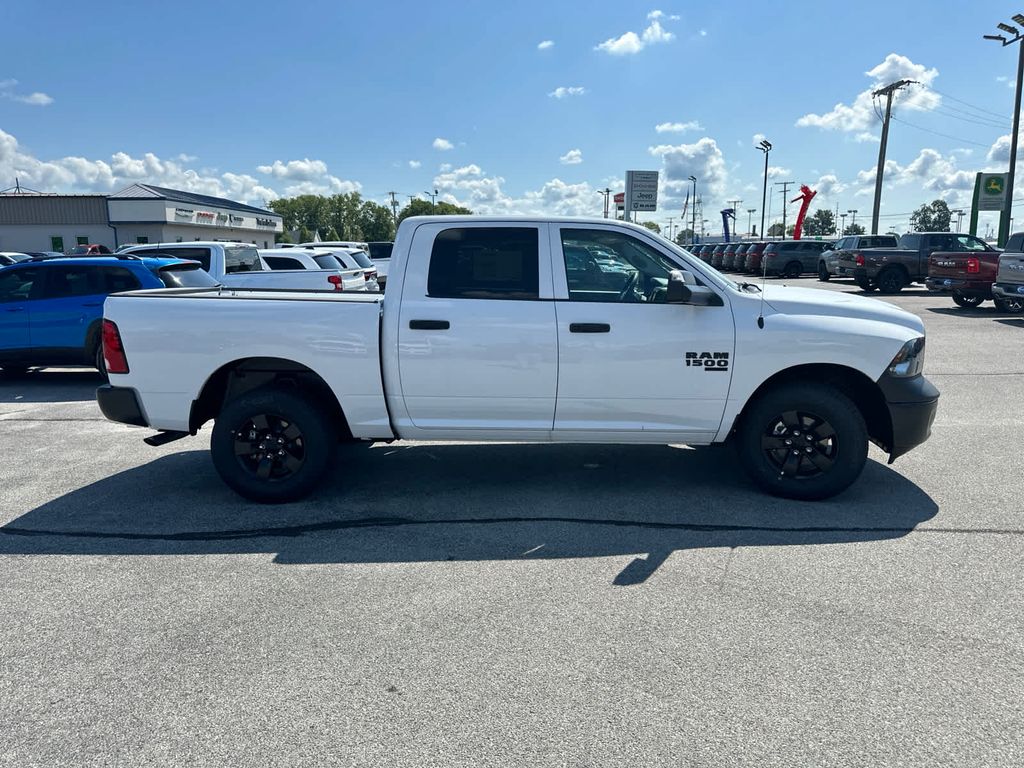 2024 Ram 1500 Classic Tradesman photo 4