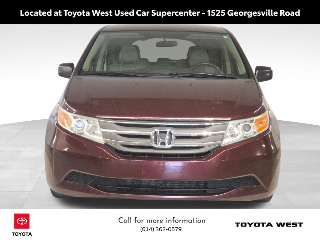 2011 Honda Odyssey LX photo 2