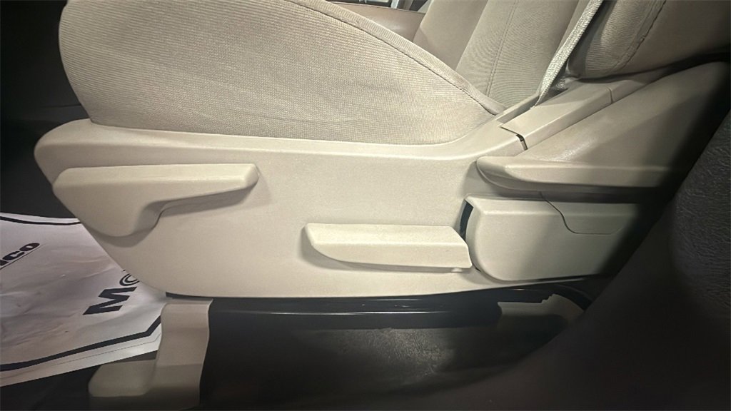 2013 Ford Edge SE photo 27