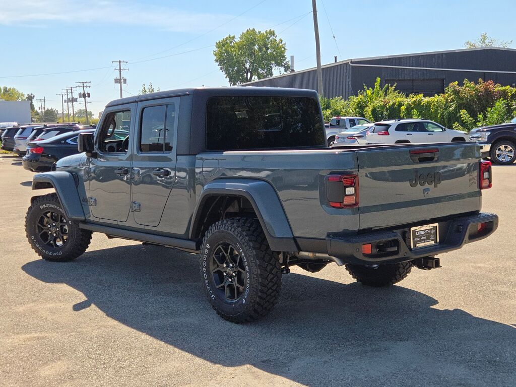 2025 Jeep Gladiator Willys photo 12