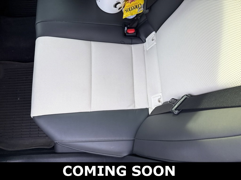 2022 Lexus ES 300h photo 4