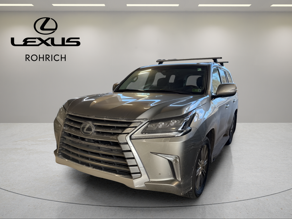 2016 Lexus LX 570's photo