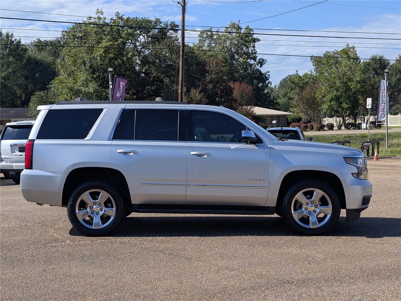 2018 Chevrolet Tahoe LS photo 6