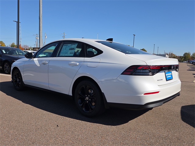 2025 Honda Accord SE photo 4