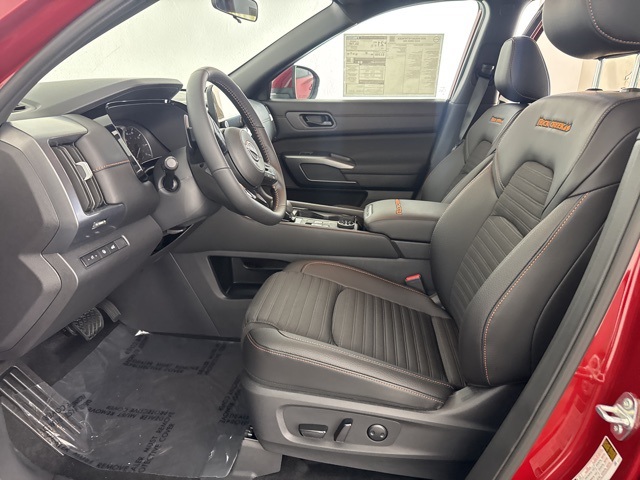 2025 Nissan Pathfinder Rock Creek photo 21
