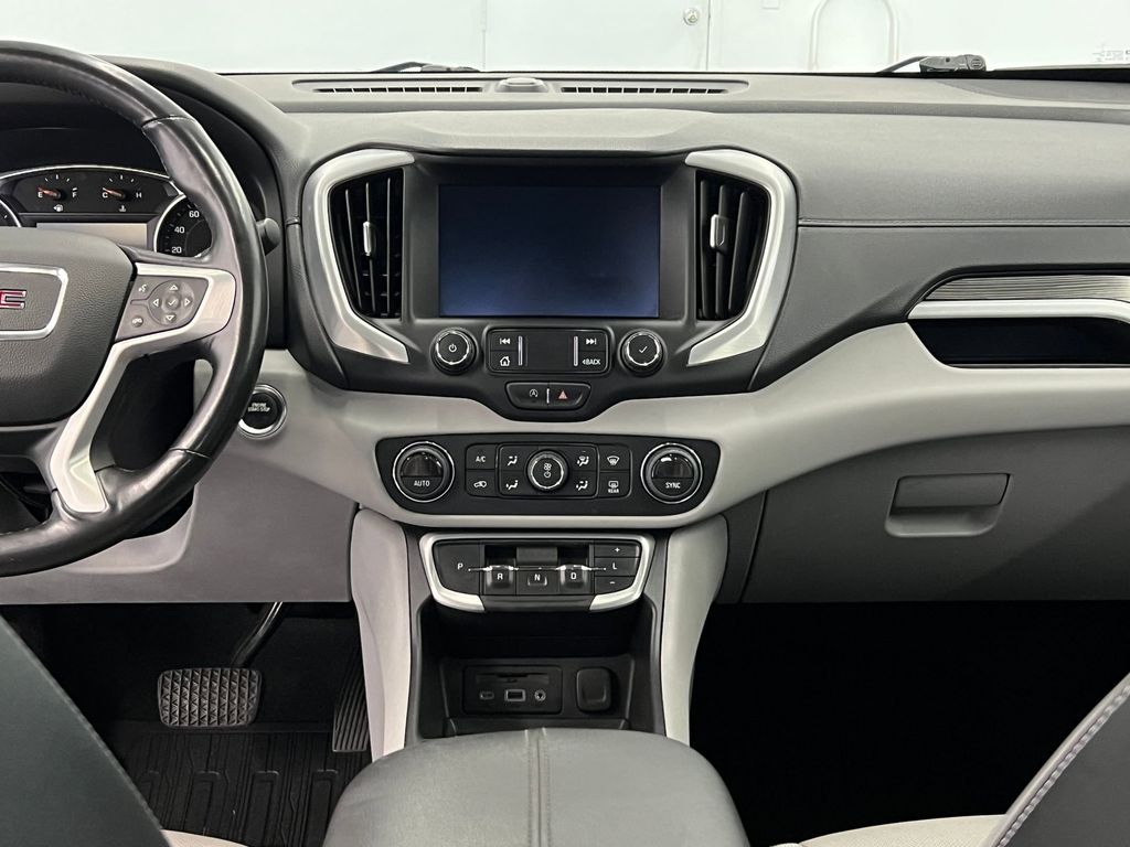 2022 Gmc Terrain SLT photo 4