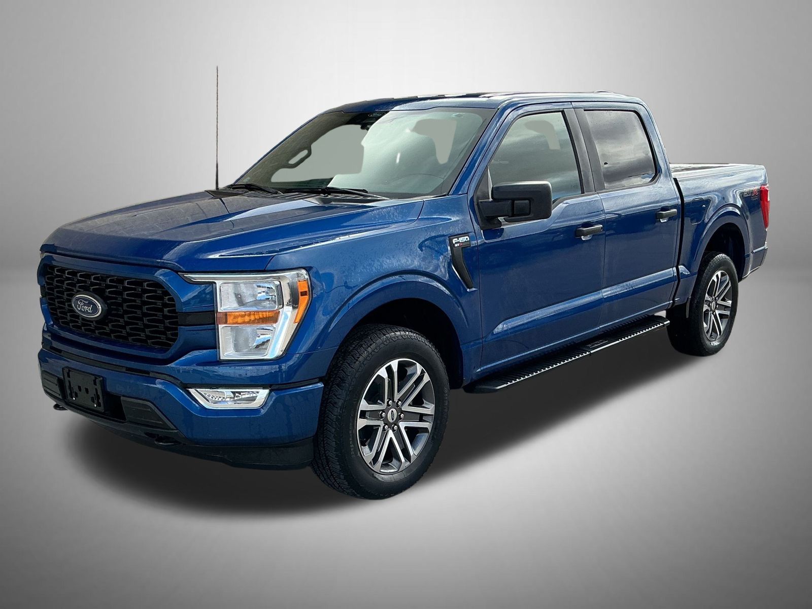 2022 Ford F-150 XL's photo