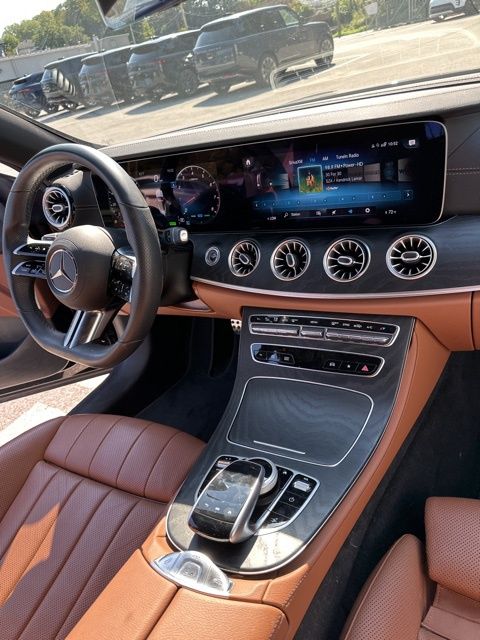 2022 Mercedes Benz E 450 photo 22
