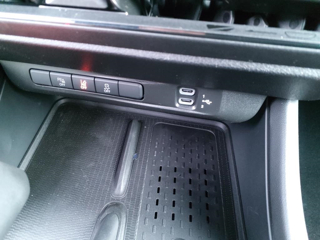 2024 Dodge Charger R/T photo 16