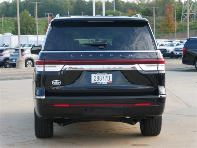 2023 Lincoln Navigator Black Label photo 4