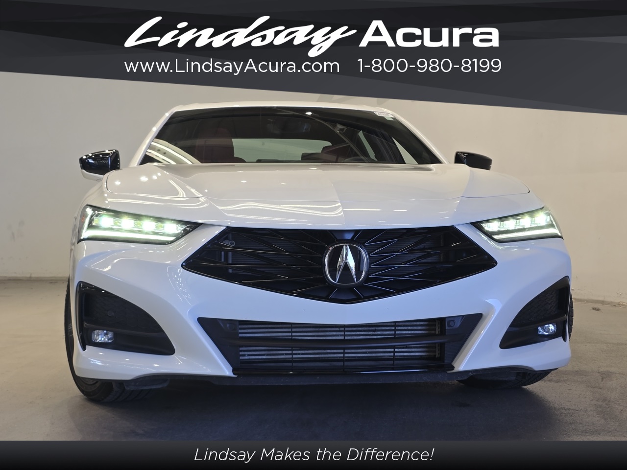 2025 Acura TLX photo 2