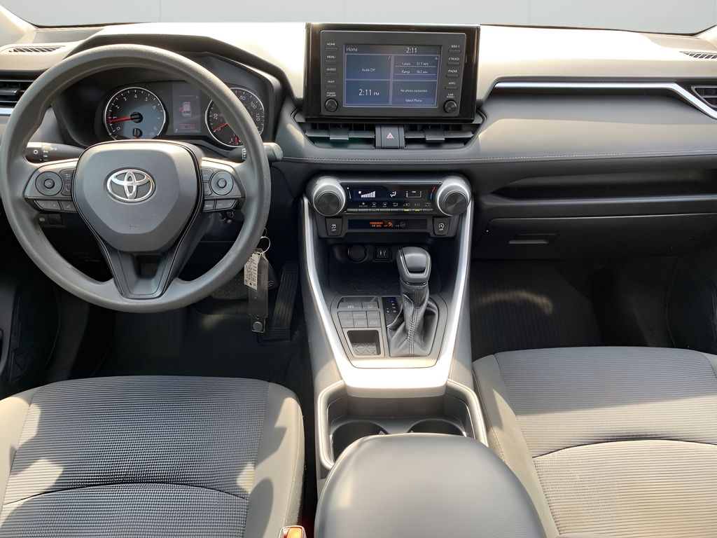 2019 Toyota RAV4 LE photo 12