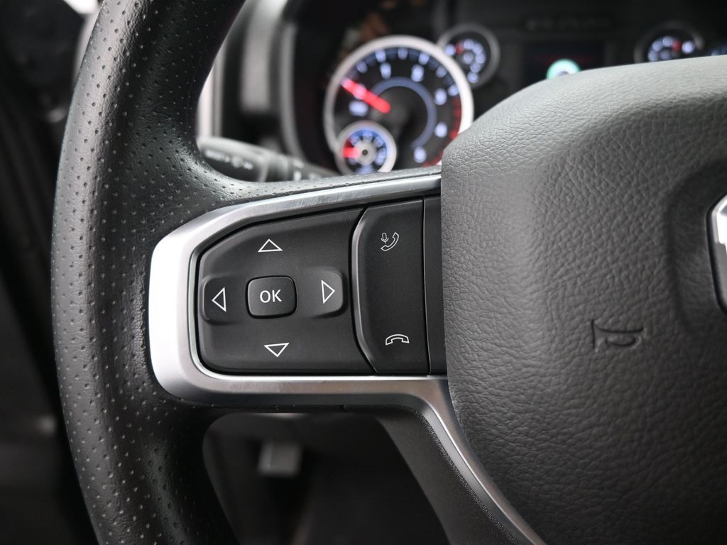 2025 Ram 2500 Tradesman photo 3