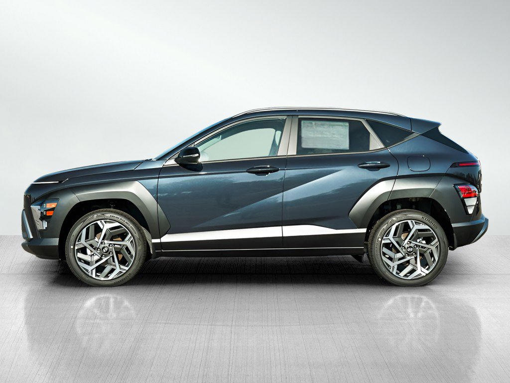 2026 Hyundai Kona SEL photo 3