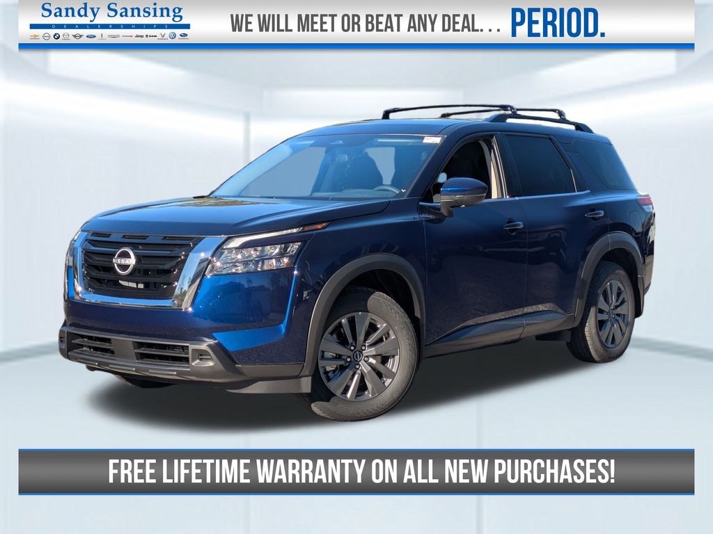 2025 Nissan Pathfinder SV's photo