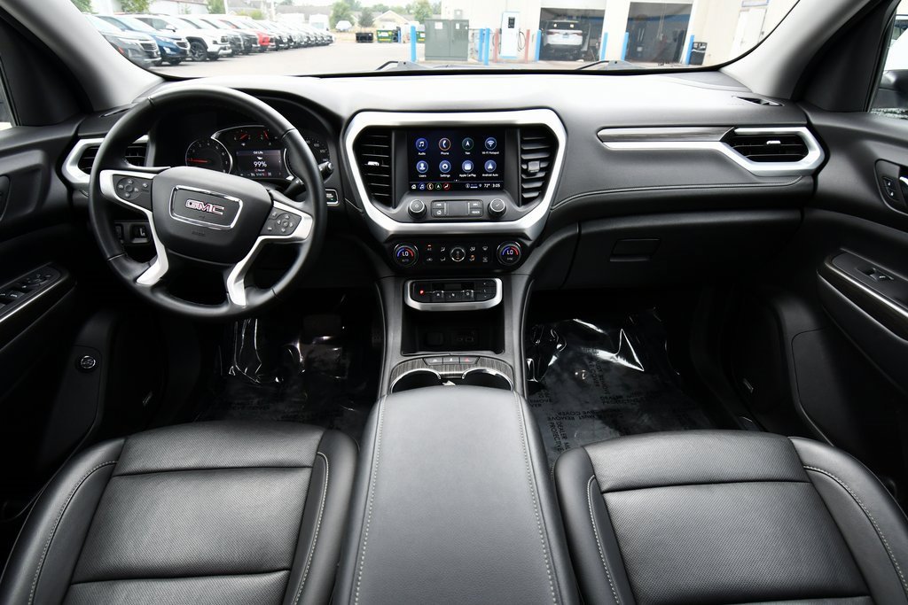 2023 Gmc Acadia SLT photo 2