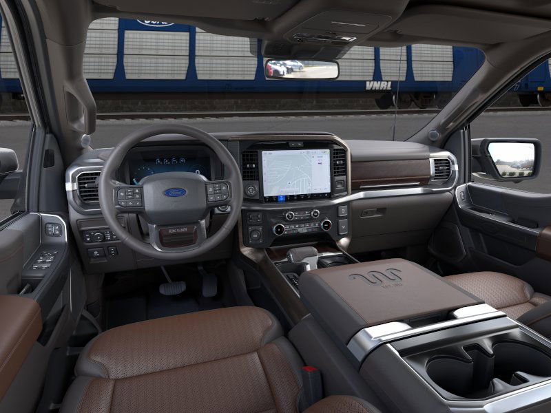 2025 Ford F-150 King Ranch photo 4