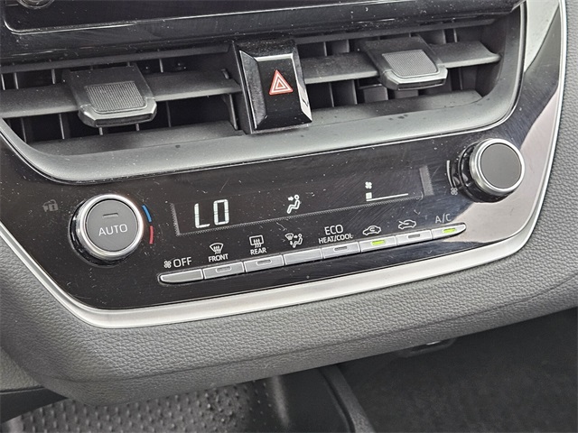 2024 Toyota Corolla LE photo 21