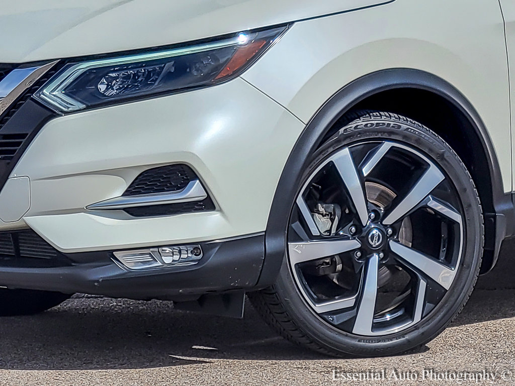 2021 NISSAN ROGUE SPORT - Image 3