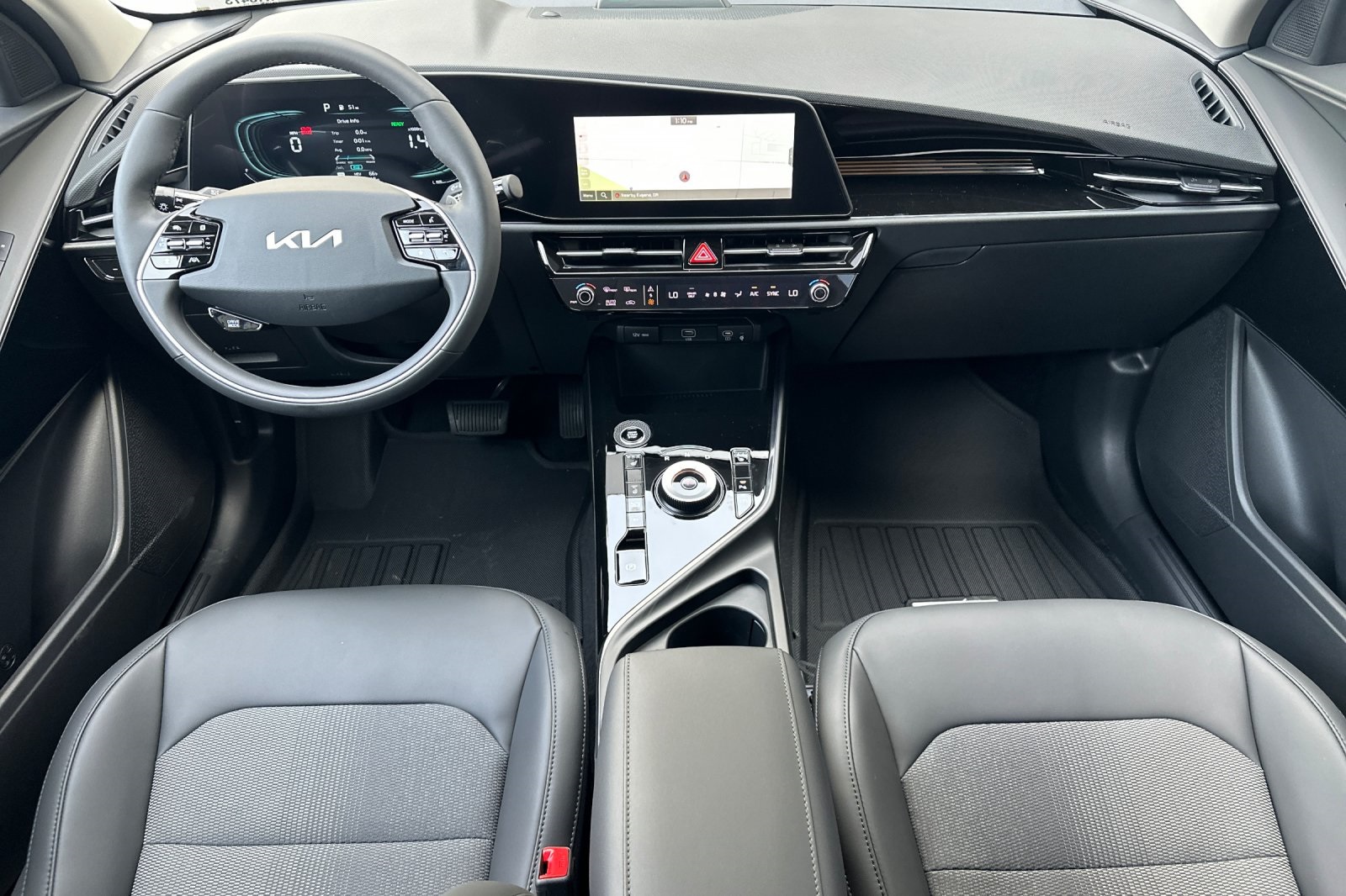 2025 Kia Niro EX photo 9