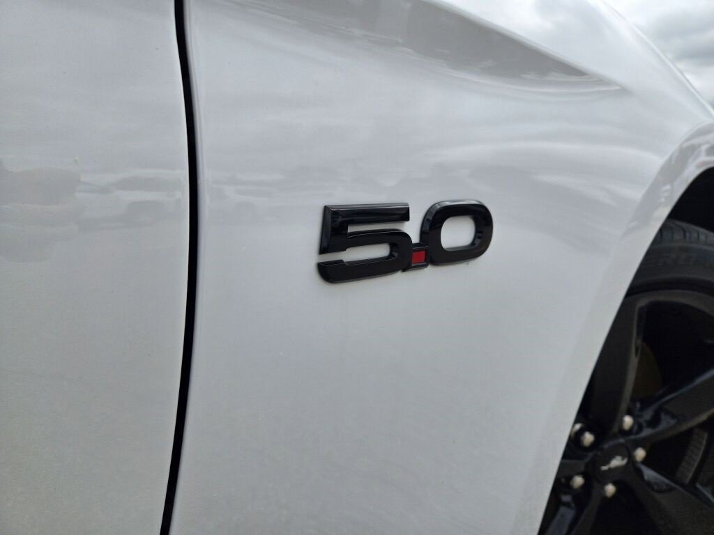2021 Ford Mustang GT Premium photo 4