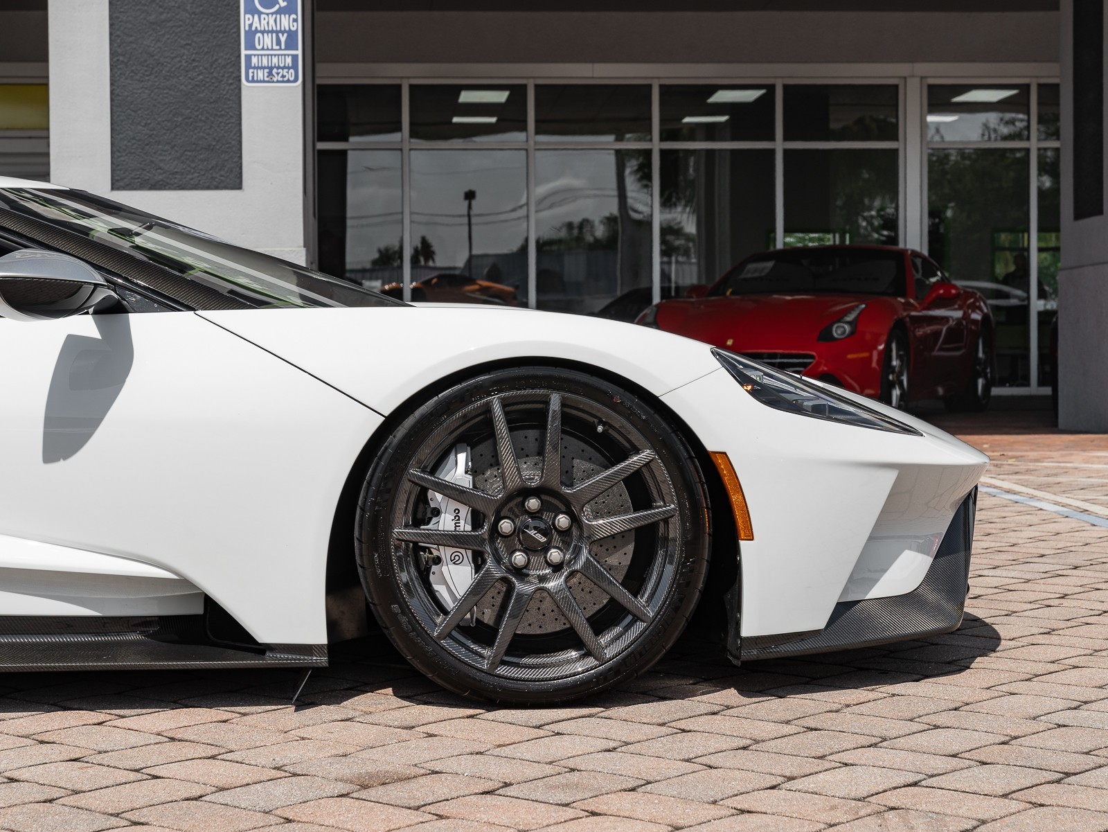 2019 Ford GT photo 28