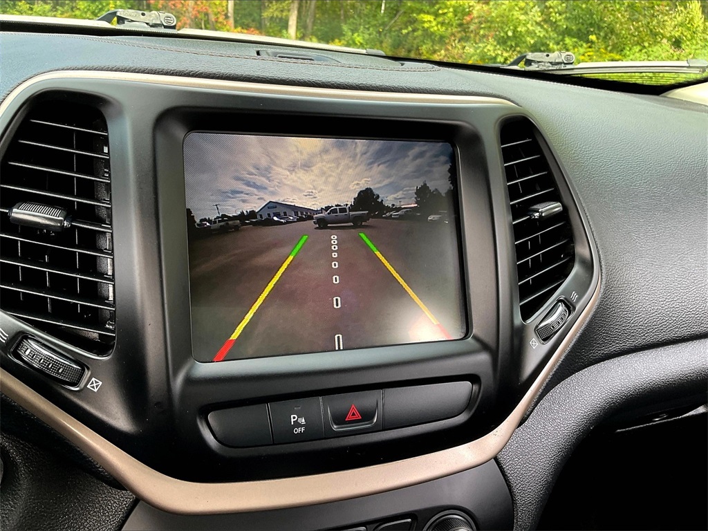 2018 Jeep Cherokee Limited photo 14
