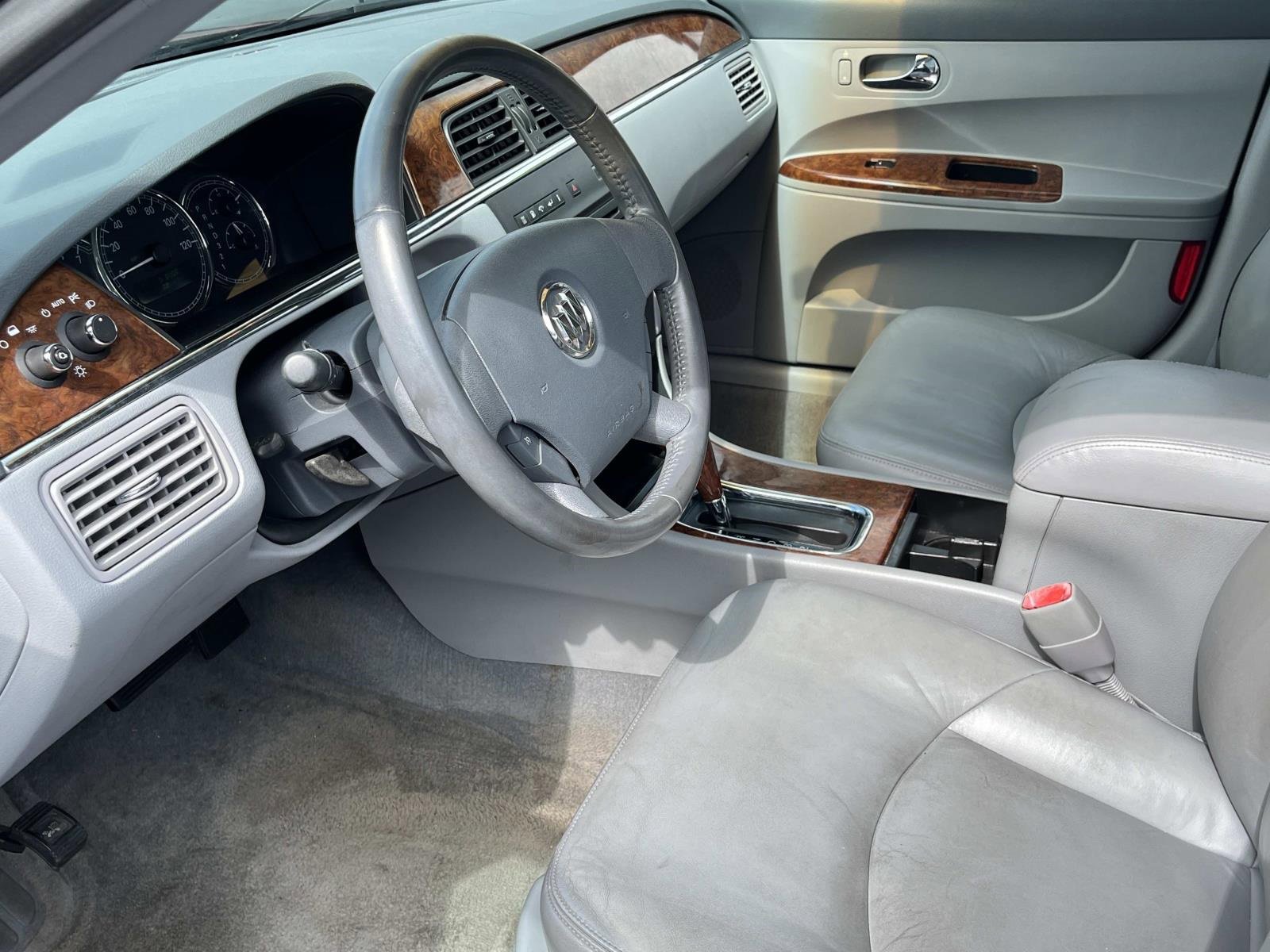 2005 Buick LaCrosse CXL photo 24