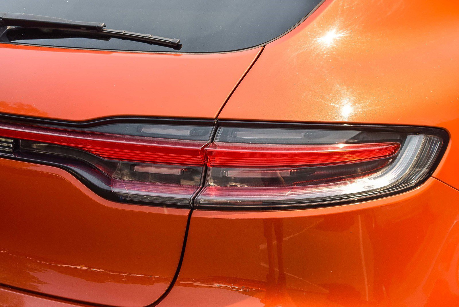 2022 Porsche Macan Base photo 7