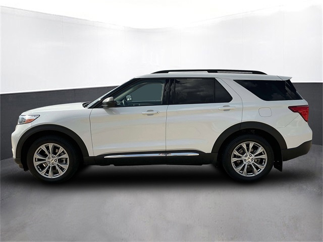2020 Ford Explorer XLT photo 2