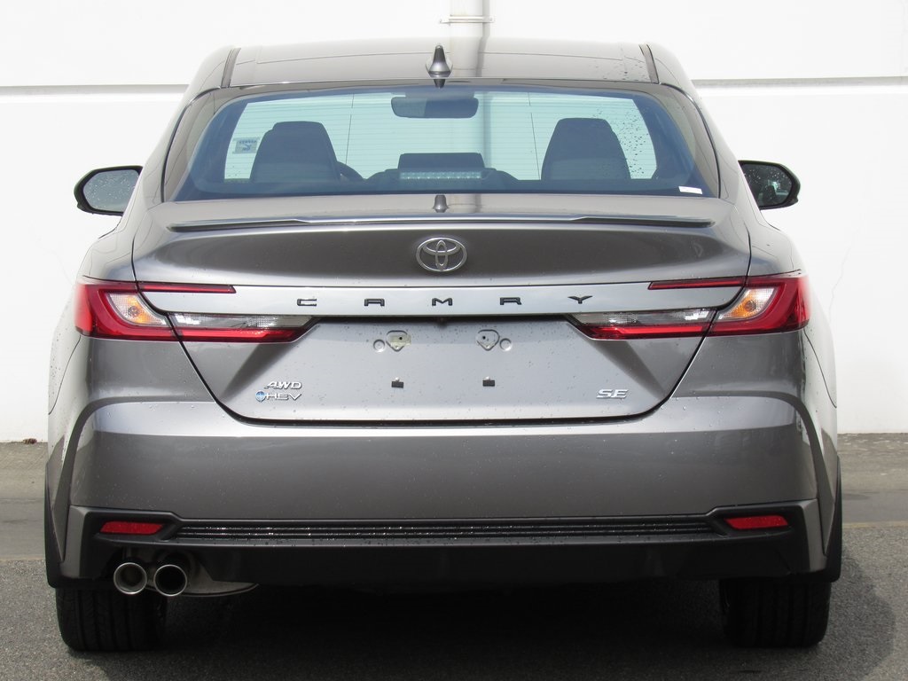 2025 Toyota Camry SE photo 3