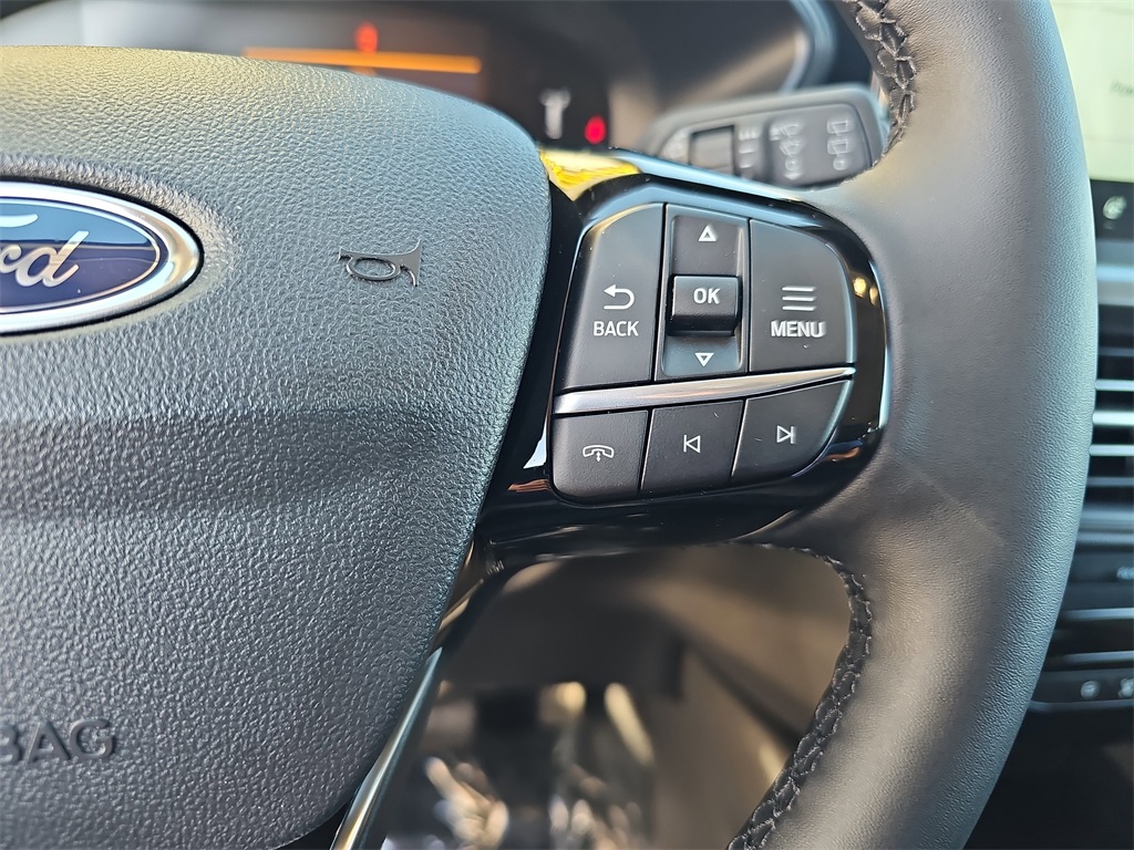 2025 Ford Escape Plug-In Hybrid photo 18
