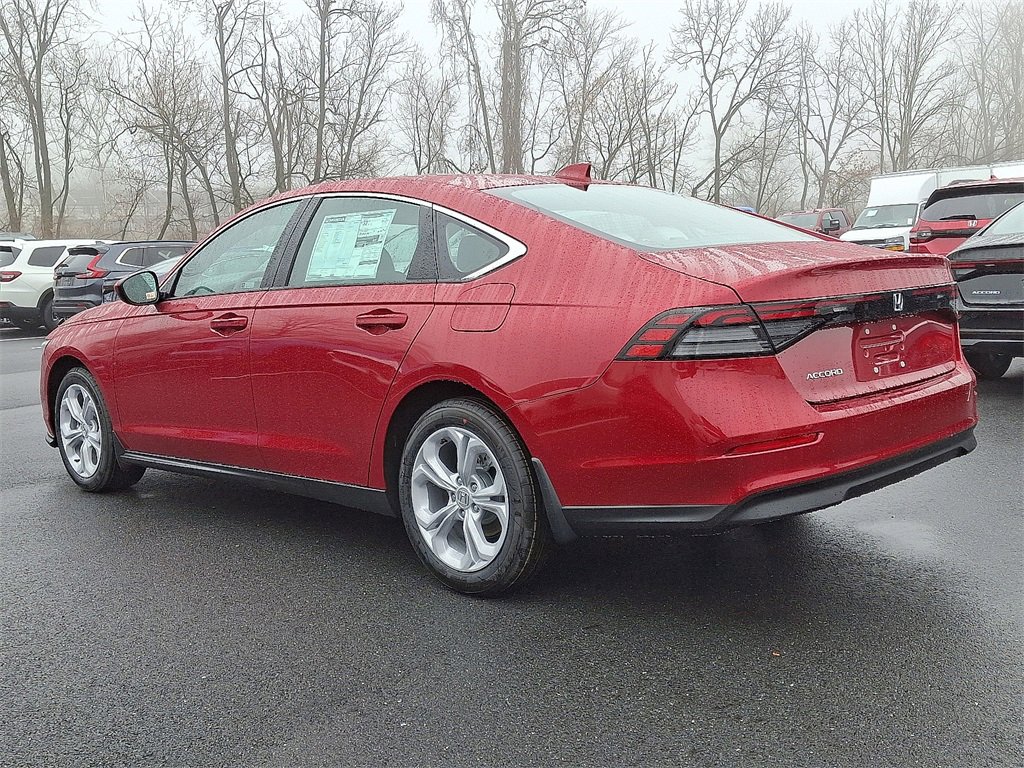 2025 Honda Accord LX photo 4
