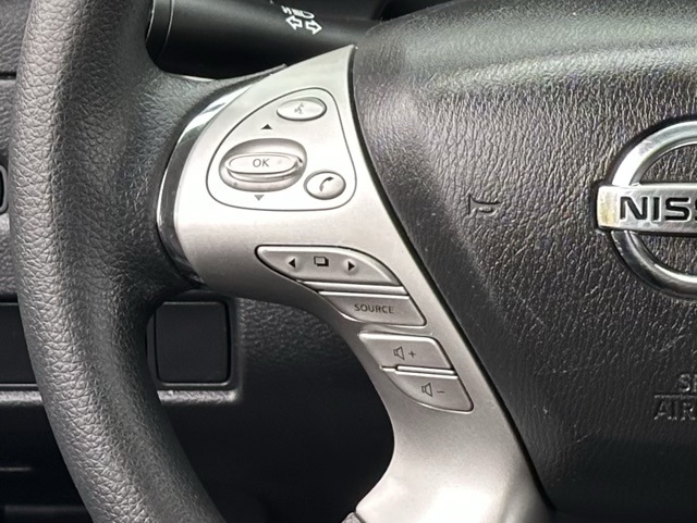 2017 Nissan Murano S photo 12