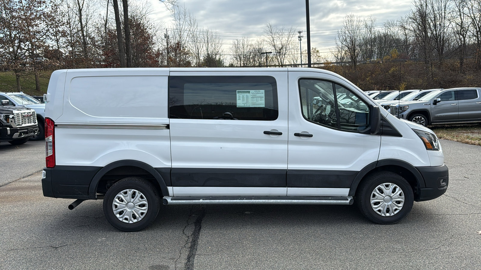 2024 Ford Transit Cargo Van photo 2