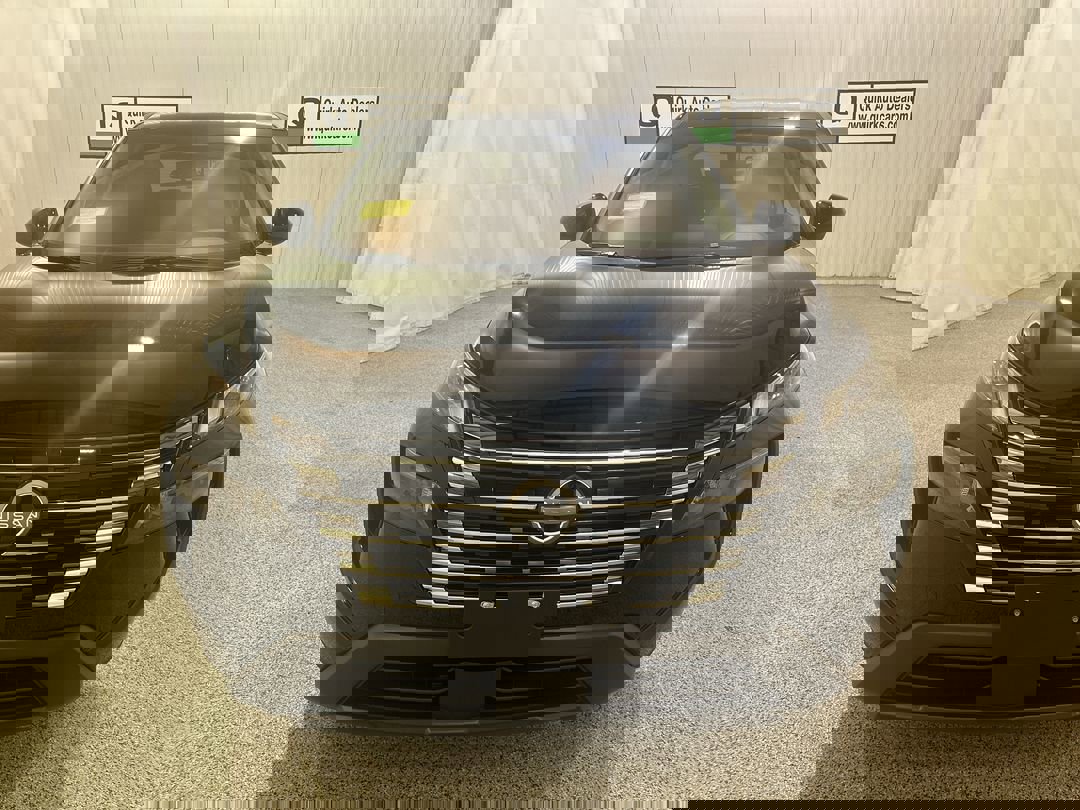 2026 Nissan Rogue SV photo 2