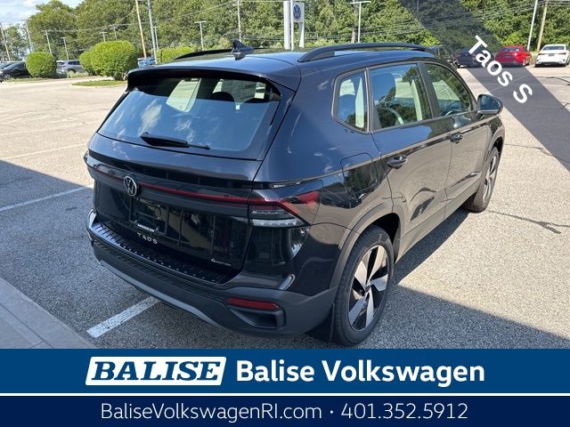 2025 Volkswagen Taos S photo 4