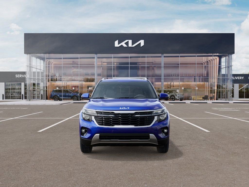 2026 Kia Seltos S photo 2