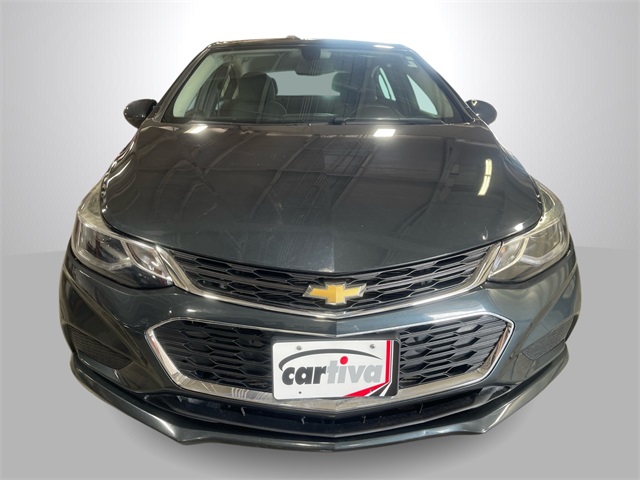 2018 Chevrolet Cruze LT photo 2