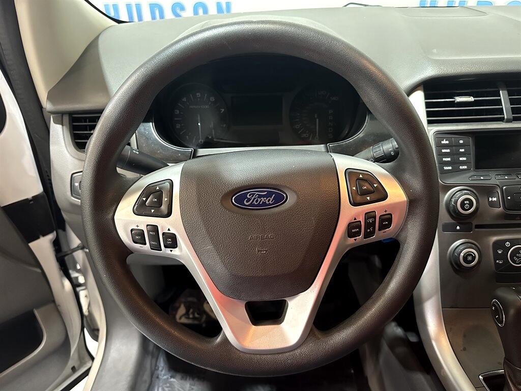 2014 Ford Edge SE photo 17