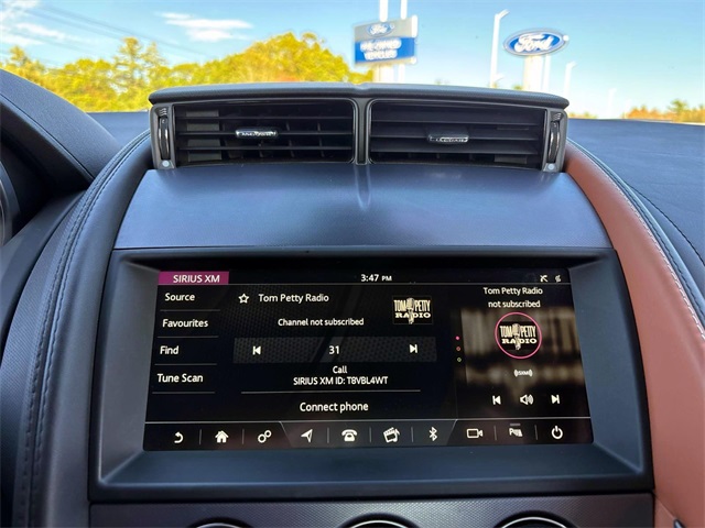 2019 Jaguar F-TYPE P380 photo 19