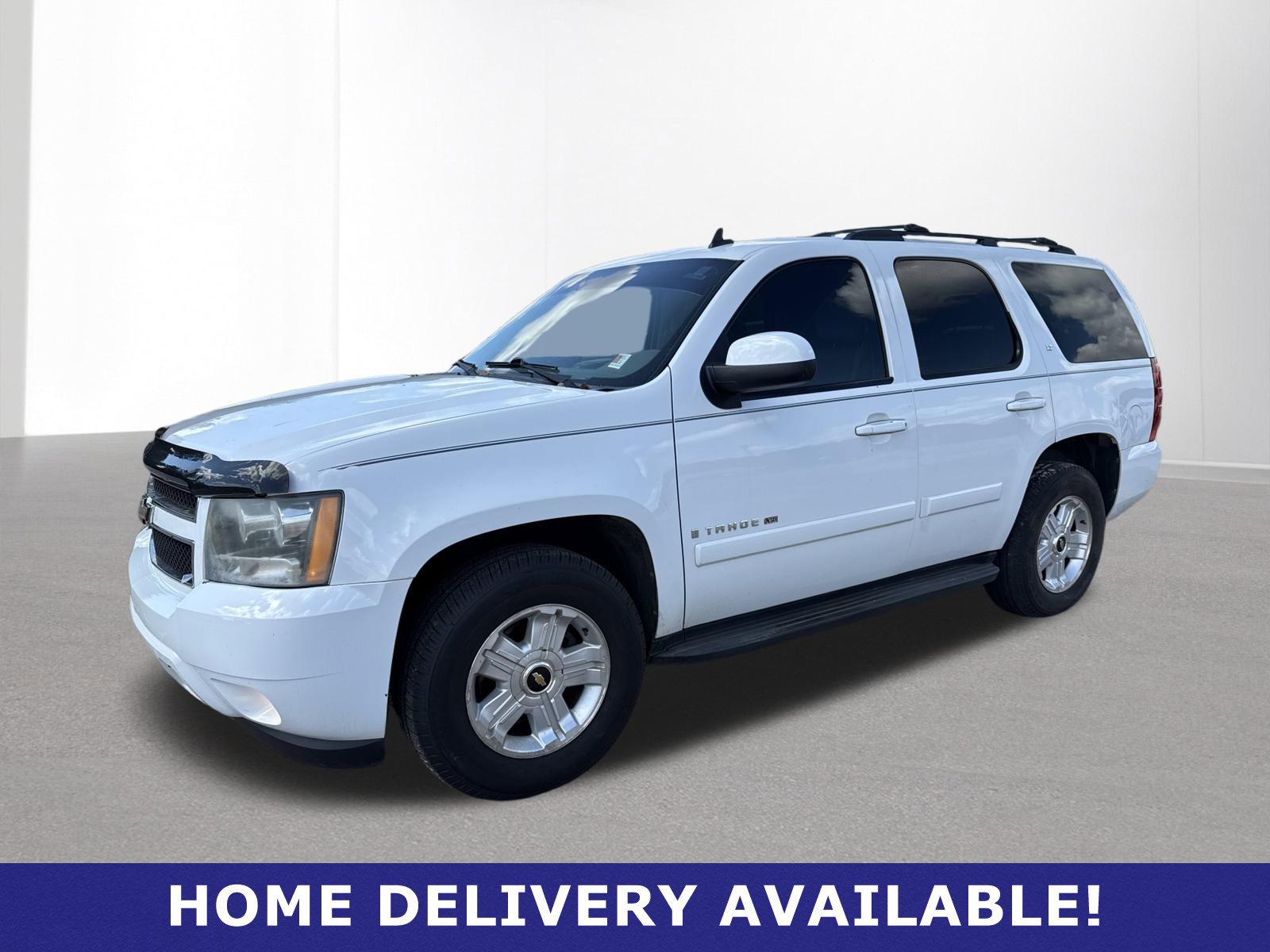 2009 Chevrolet Tahoe LT photo 2